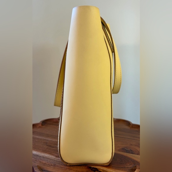 Portland Leather Large Juliette Tote Vanilla NWT - Picture 11 of 17